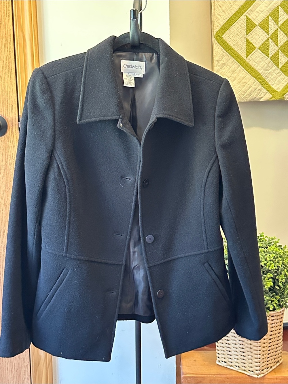 Chadwicks Women's Black Wool-Nylon Blazer size 8